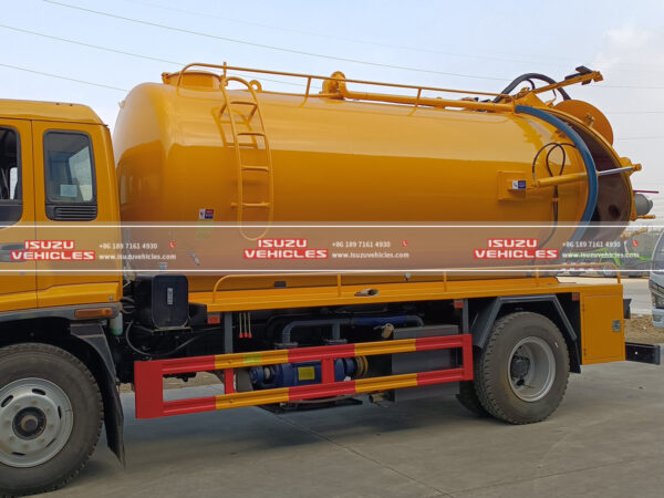 ISUZU 10000L Jet VAC Truck Container