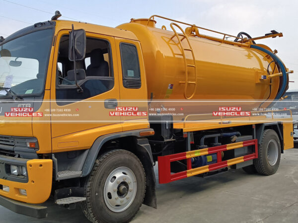 ISUZU 10000L Jet VAC Truck Side