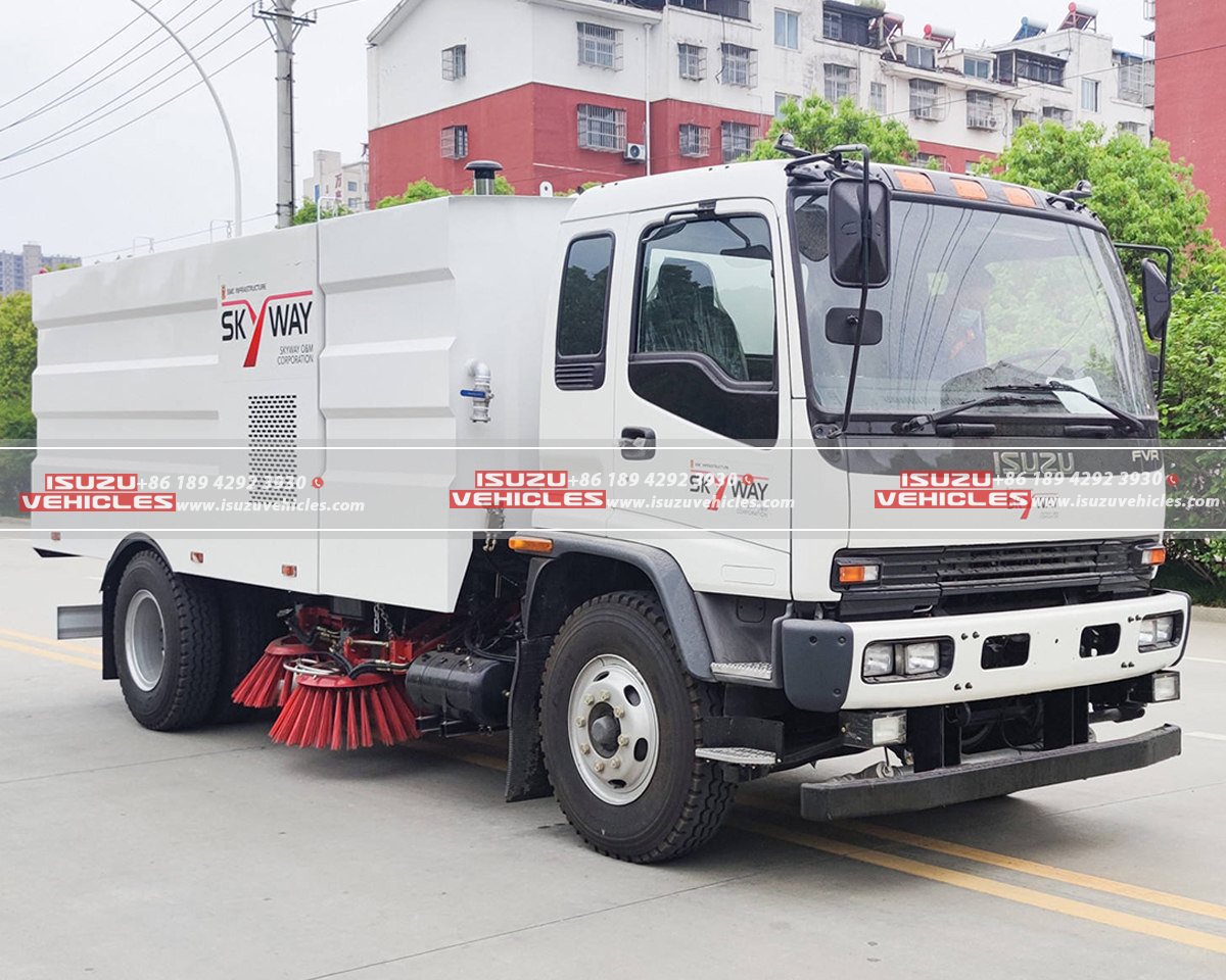 ISUZU 16CBM Forward Street Sweeper Side ISUZU 16CBM Forward Street Sweeper Side
