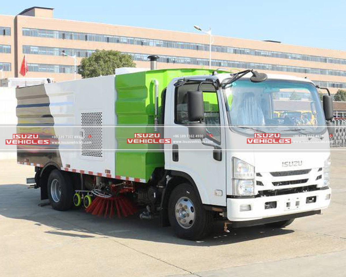 ISUZU 3CBM Wet Sweeper Truck Side Right ISUZU 3CBM Wet Sweeper Truck Side Right