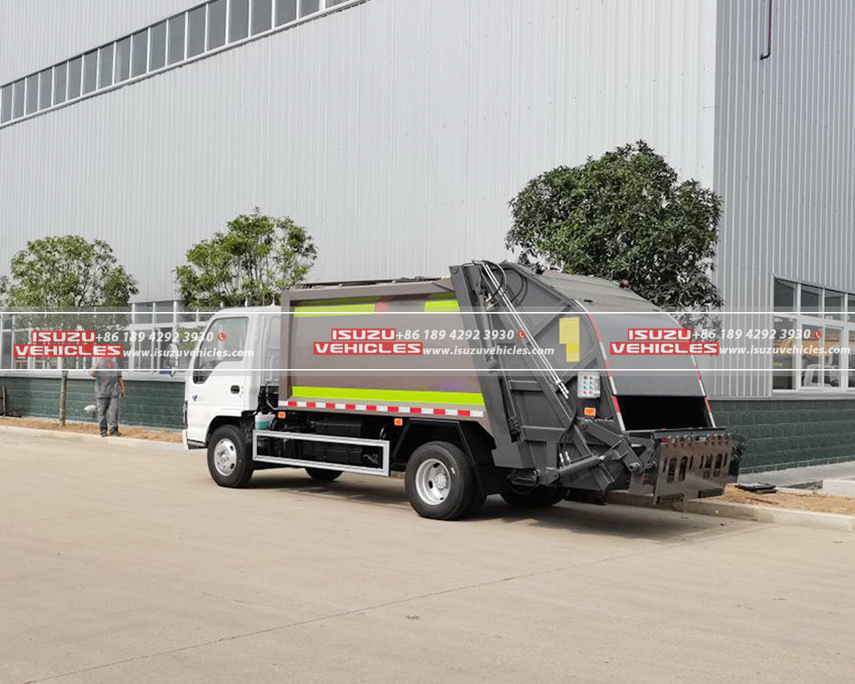 ISUZU 6CBM Rear Loader Garbage Truck Back Loader ISUZU 6CBM Rear Loader Garbage Truck Back Loader