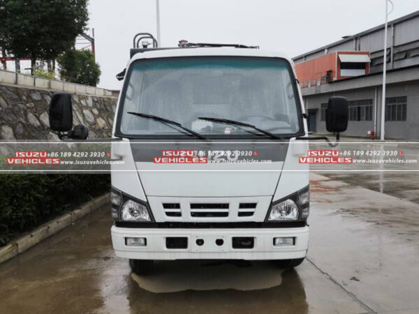 ISUZU 6CBM Rear Loader Garbage Truck Head