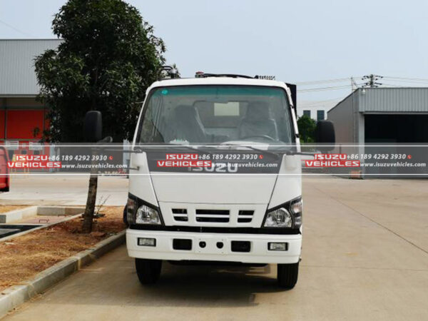 ISUZU 6CBM Rear Loader Garbage Truck Head Front