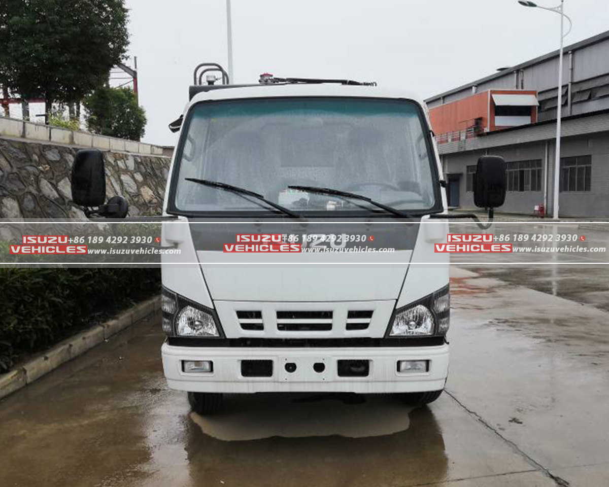 ISUZU 6CBM Rear Loader Garbage Truck Head ISUZU 6CBM Rear Loader Garbage Truck Head