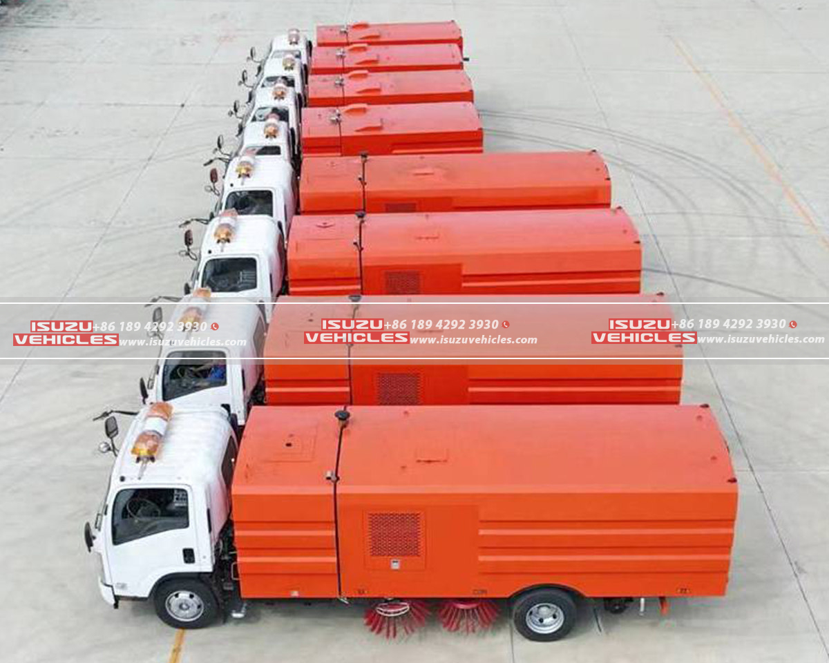 ISUZU 8CBM Road Cleaning Truck in Line ISUZU 8CBM Road Cleaning Truck in Line