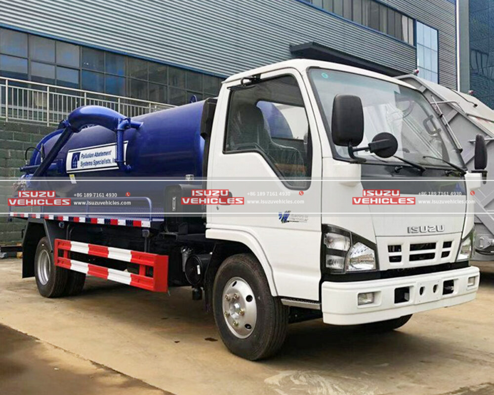 ISUZU Cesspit Emptier Vacuum Truck Right View