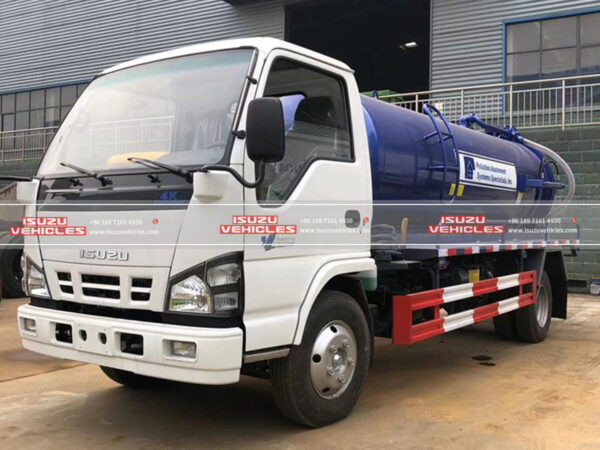 ISUZU Cesspit Emptier Vacuum Truck Side