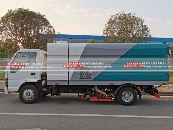 ISUZU NFR Vacuum Street Sweeper Body