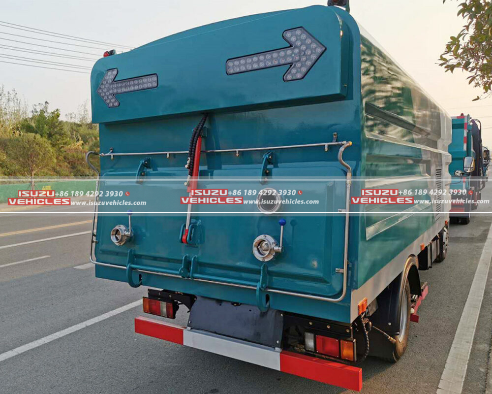 ISUZU NFR Vacuum Street Sweeper Sign light