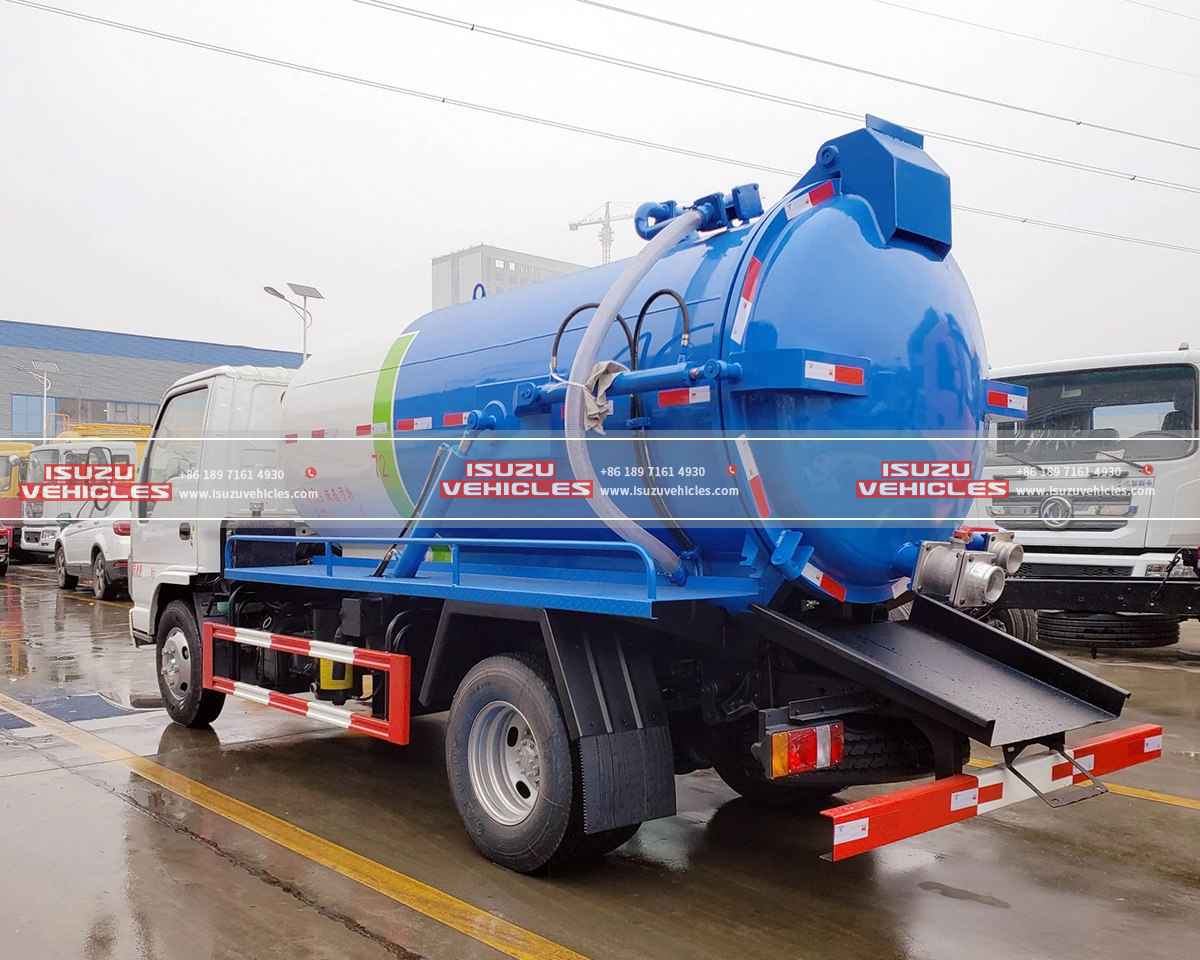 ISUZU NKR Sewage Pump Truck Back Container ISUZU NKR Sewage Pump Truck Back Container