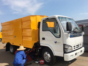 ISUZU Road Sweeper Cleaner Truck (6)