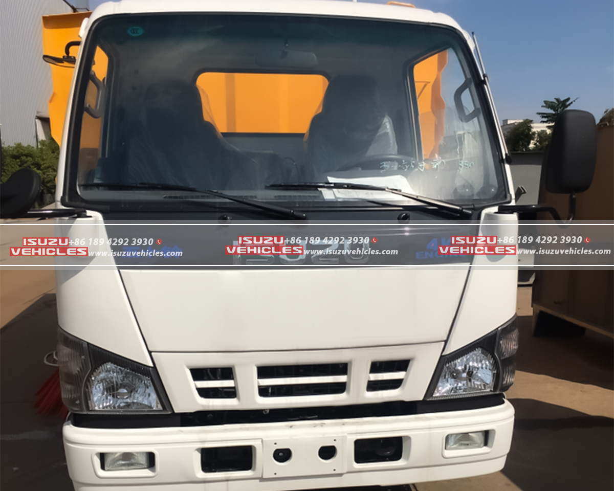 ISUZU Road Sweeper Cleaner Truck (7) ISUZU Road Sweeper Cleaner Truck (7)