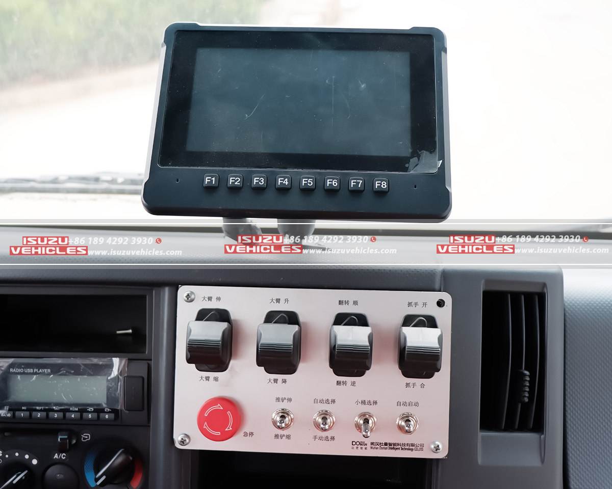 ISUZU Rufuse Side Loader Truck Dashboard ISUZU Rufuse Side Loader Truck Dashboard