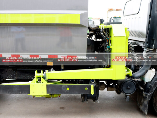 ISUZU Rufuse Side Loader Truck Details