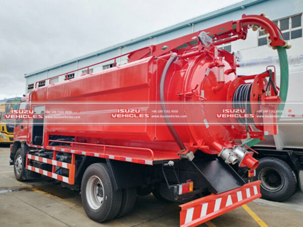 ISUZU Sewer Jet Cleaning Truck Back Tube
