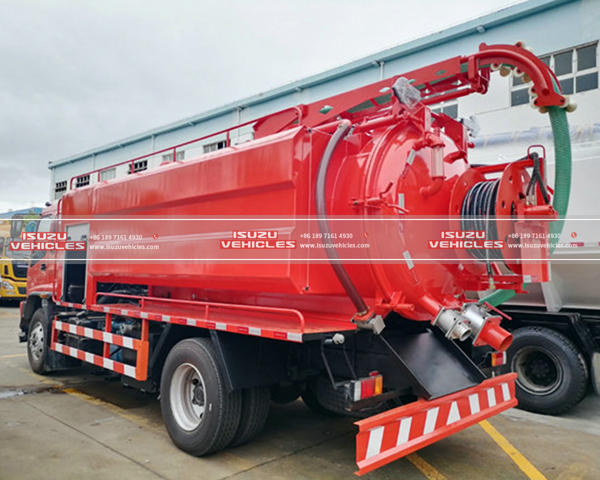 ISUZU Sewer Jet Cleaning Truck Back Tube ISUZU Sewer Jet Cleaning Truck Back Tube