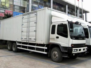 ISUZU 10 Meter Heavy Van Box Truck