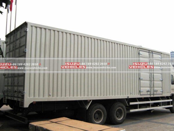 ISUZU 10 Meter Heavy Van Box Truck Body