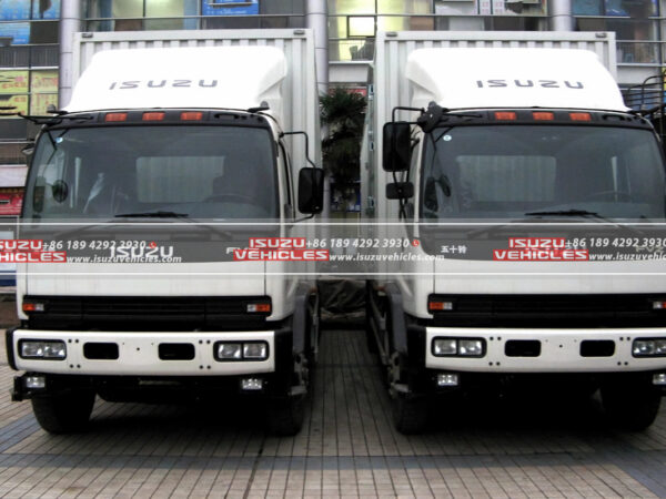 ISUZU 10 Meter Heavy Van Box Truck Tractor