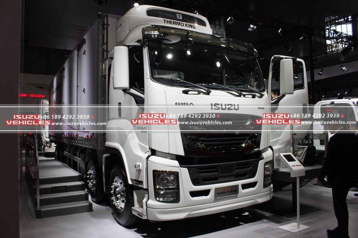 ISUZU 10 Meter Refrigerator Box Truck ISUZU 10 Meter Refrigerator Box Truck