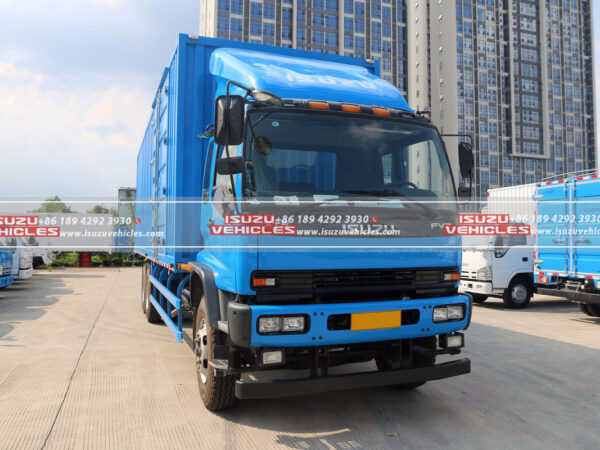 ISUZU 10 Meter Van Box Cargo Truck Right View