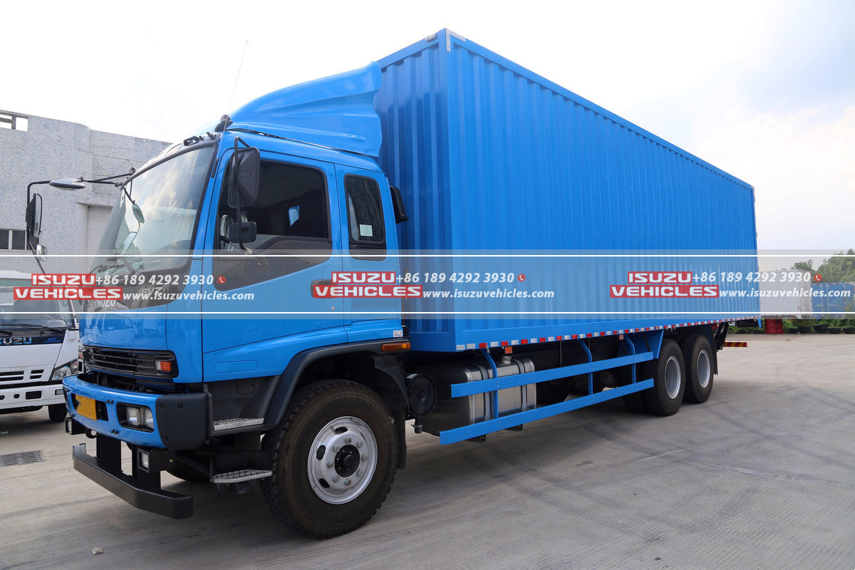 ISUZU 10 Meter Van Box Cargo Truck Right ISUZU 10 Meter Van Box Cargo Truck Right