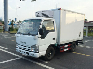 ISUZU 14 CBM Refrigerator Box Truck