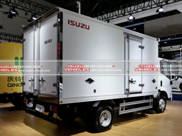 ISUZU 16 CBM Refrigerator Freezer Box Truck Right