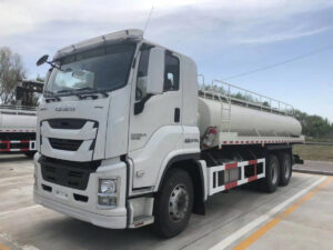 ISUZU 25 CBM Stainless Steel Water Sprinkler Tanker Truck