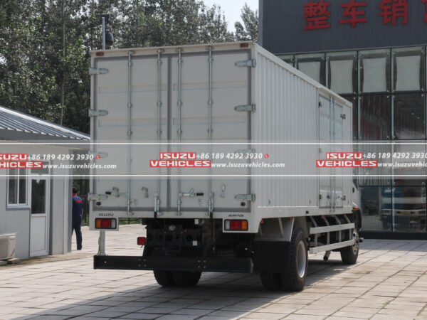 ISUZU 26 CBM Van Box Cargo Truck Back Right