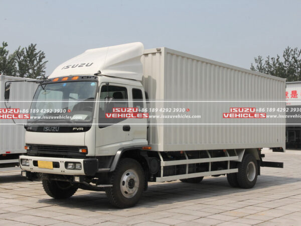 ISUZU 26 CBM Van Box Cargo Truck Side