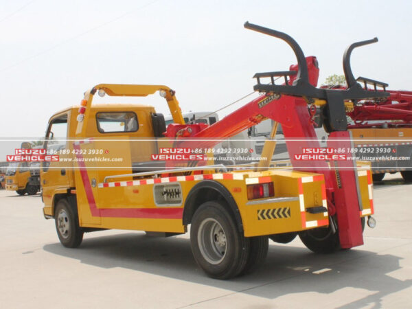 ISUZU 3 Ton Tow Wrecker Boom Truck Back