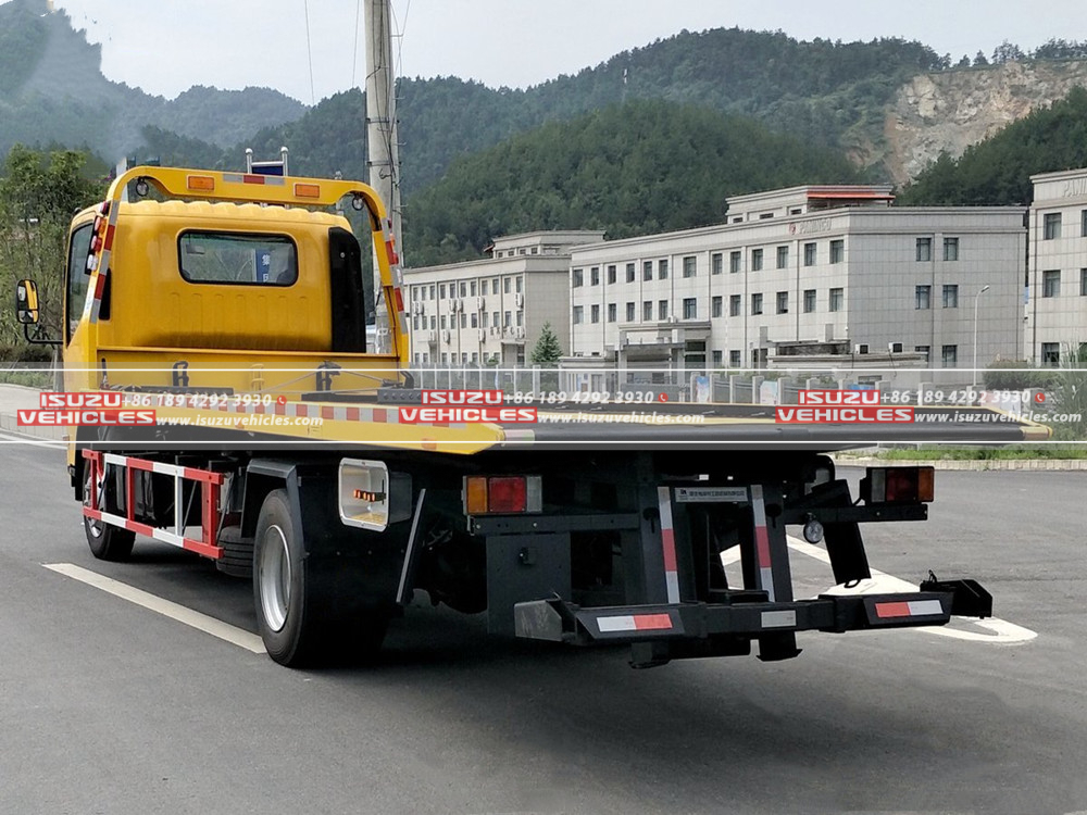 ISUZU 3 Ton Wrecker Tow Truck Back ISUZU 3 Ton Wrecker Tow Truck Back