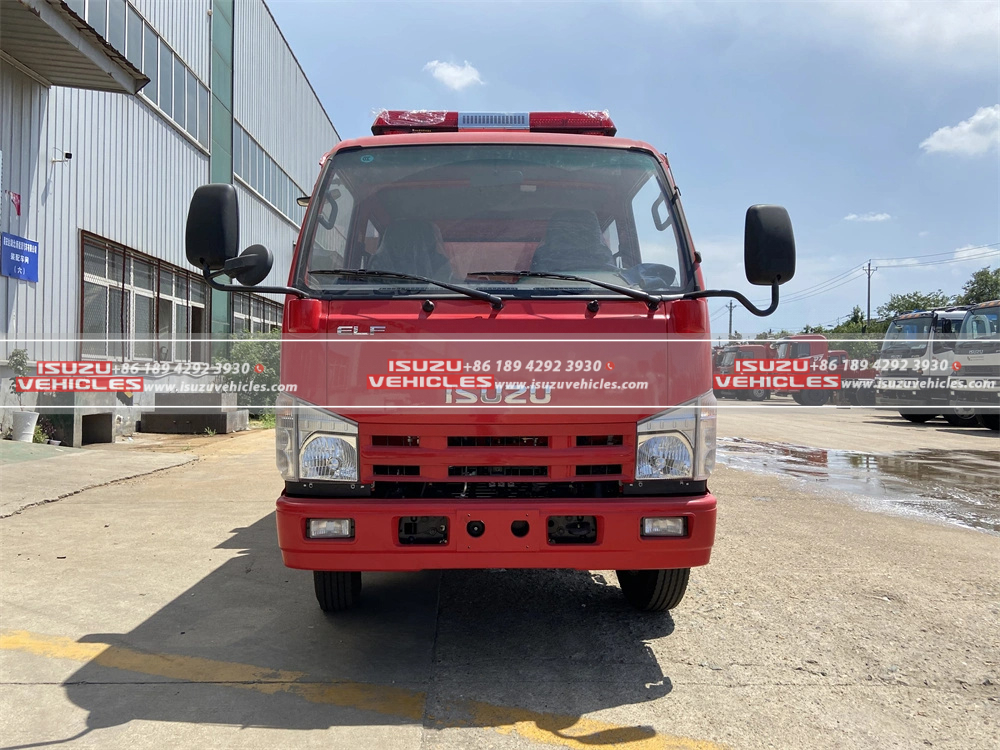ISUZU 3000 Litre 3 Ton - 5 Ton Mini Fire Fighting Truck Head ISUZU 3000 Litre 3 Ton - 5 Ton Mini Fire Fighting Truck Head