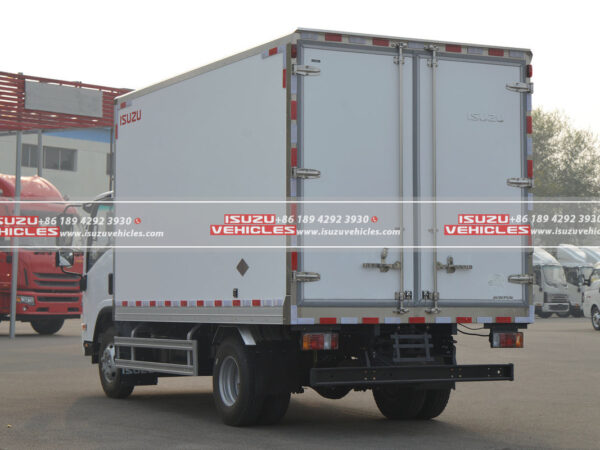 ISUZU 36 CBM Refrigerated Box Truck Back