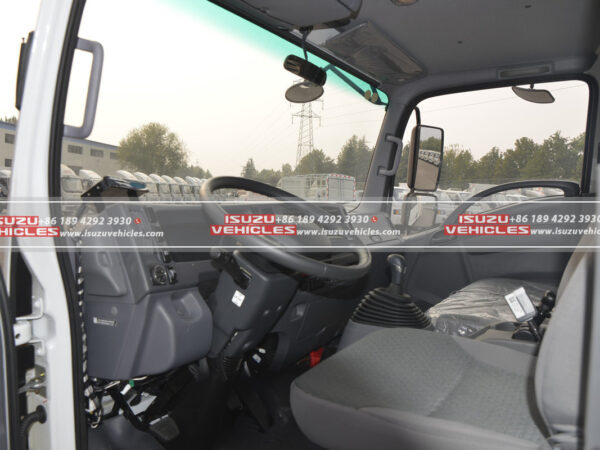 ISUZU 36 CBM Refrigerated Box Truck Cab