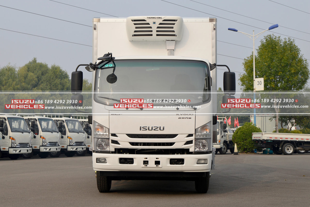 ISUZU 36 CBM Refrigerated Box Truck Tractor ISUZU 36 CBM Refrigerated Box Truck Tractor