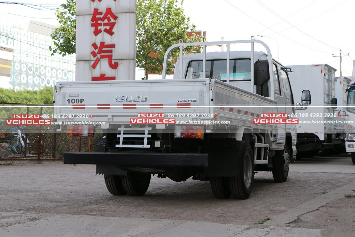 ISUZU 4 Meter Double Row Flatbed Light Dump Truck Back Right ISUZU 4 Meter Double Row Flatbed Light Dump Truck Back Right