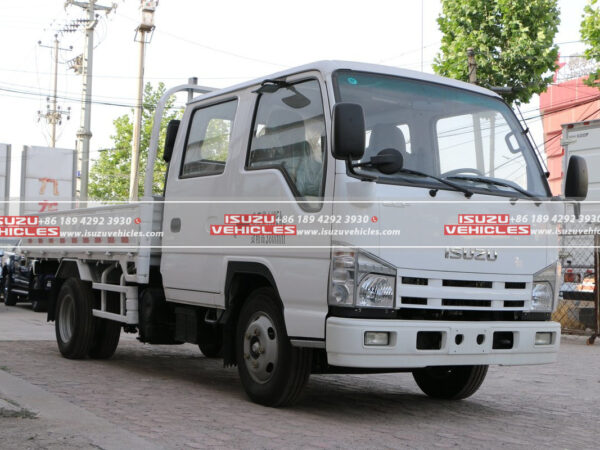 ISUZU 4 Meter Double Row Flatbed Light Dump Truck Front