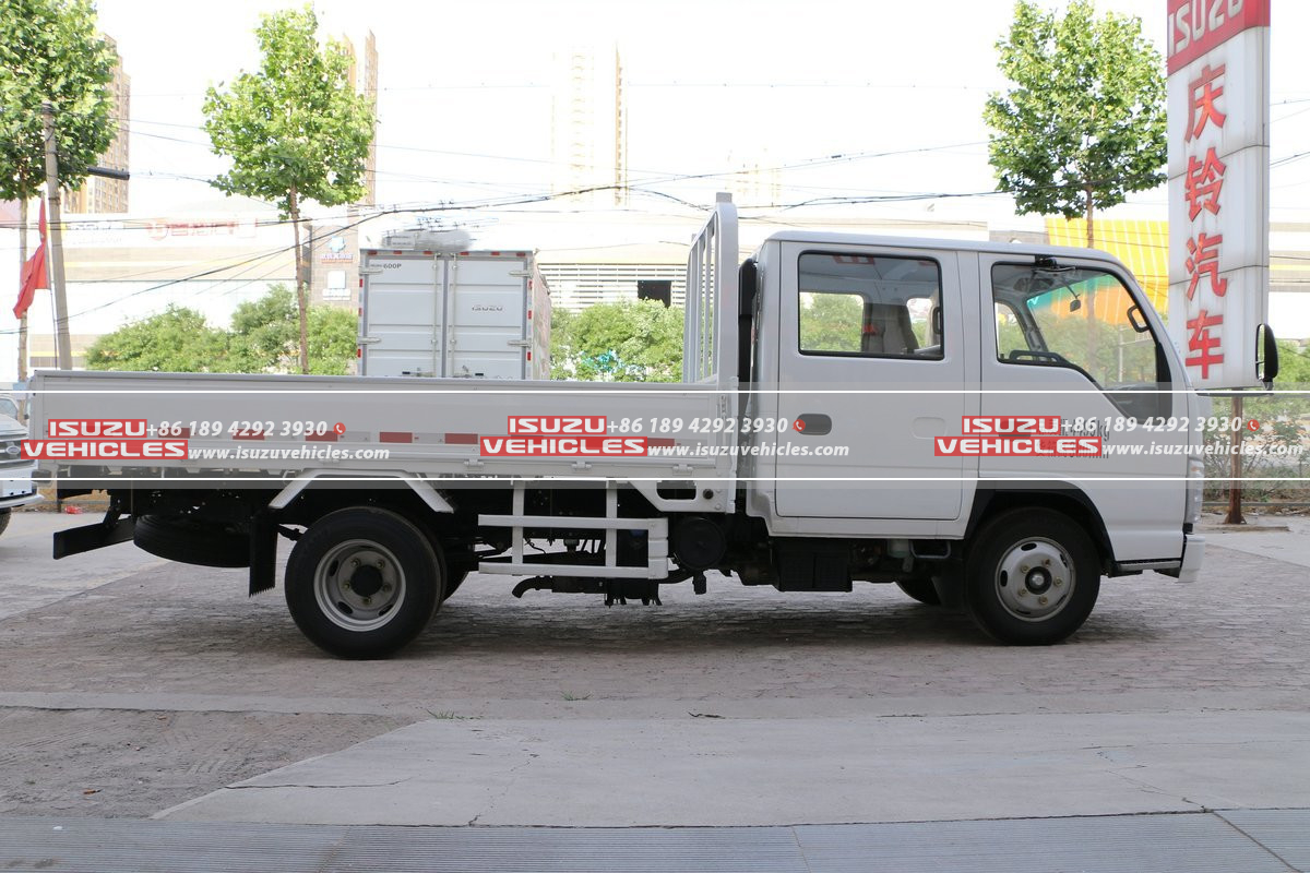 ISUZU 4 Meter Double Row Flatbed Light Dump Truck Side ISUZU 4 Meter Double Row Flatbed Light Dump Truck Side