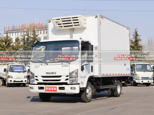 ISUZU 4 Meter Refrigerated Cargo Delivery Truck