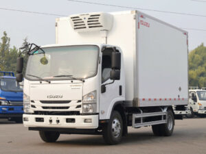 ISUZU 4 Meter Refrigerator Delivery Van Truck