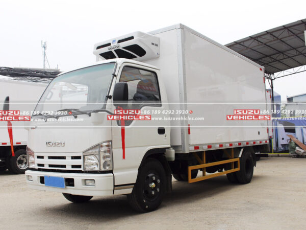 ISUZU 4.1 Meter Refrigerator Van Truck
