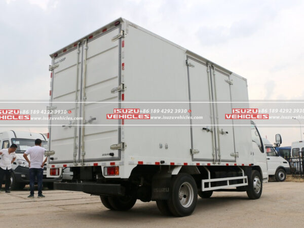 ISUZU 4.3 Meter Single-Row Box Cargo Light Truck Back Right