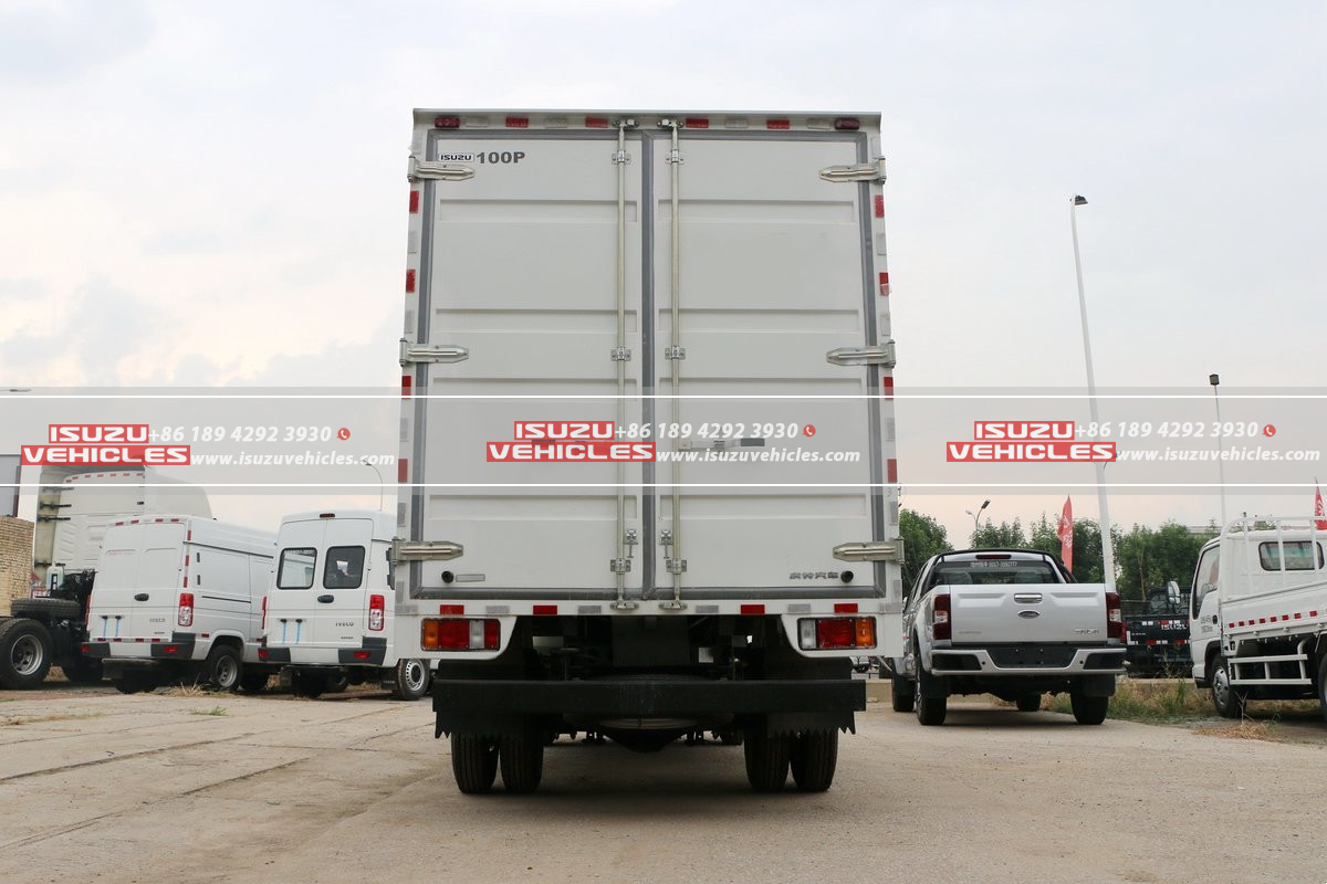 ISUZU 4.3 Meter Single-Row Box Cargo Light Truck Back ISUZU 4.3 Meter Single-Row Box Cargo Light Truck Back
