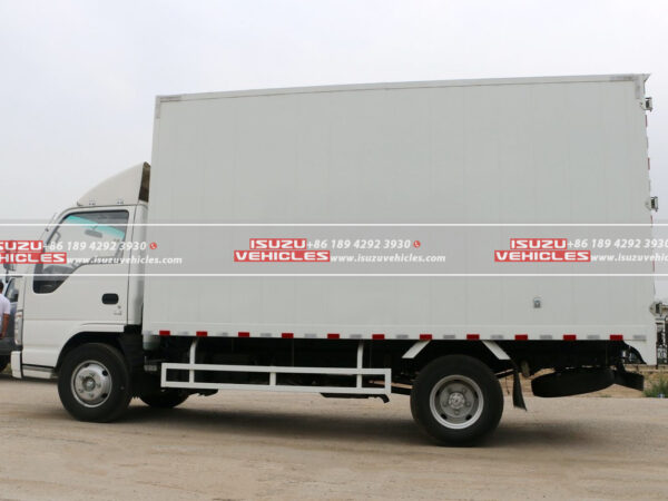 ISUZU 4.3 Meter Single-Row Box Cargo Light Truck Body