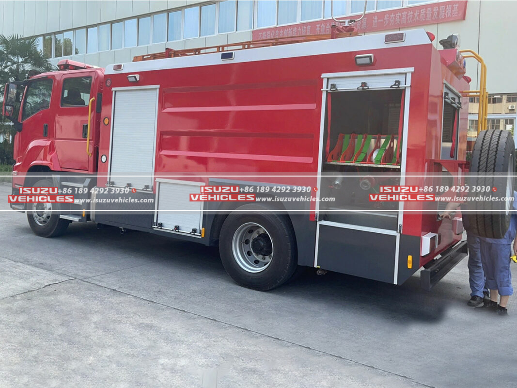ISUZU 4X4 Water and Foam fire truck Body