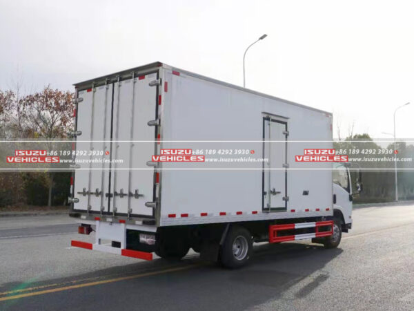 ISUZU 5 Meter Refrigerated Van Truck Van