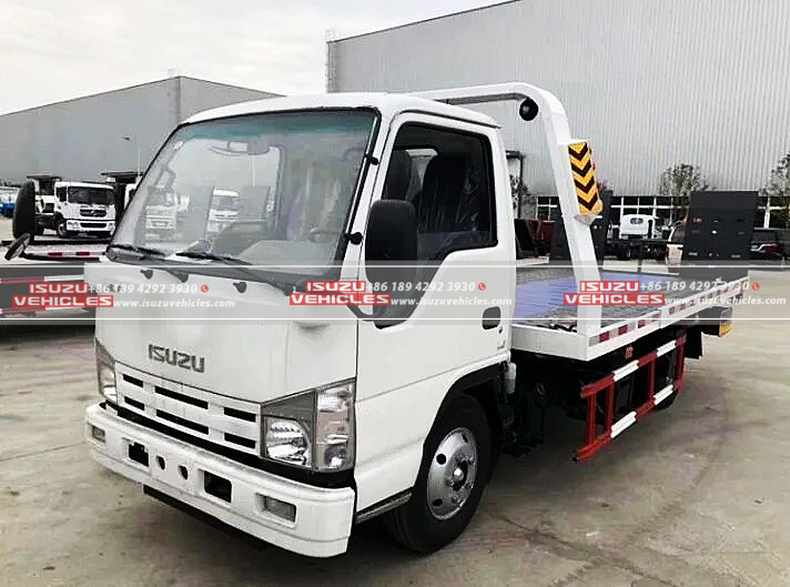ISUZU 5 Ton Landing Flatbed Low Angle Road Rescue Towing Truck Side Head ISUZU 5 Ton Landing Flatbed Low Angle Road Rescue Towing Truck Side Head