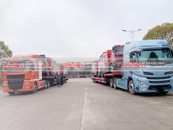 ISUZU 5000L Water 300L Foam Firefighting Truck Running